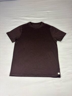 Vuori Short Sleeve Crew Tee in Chocolate Brown